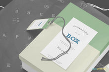 Load image into Gallery viewer, Free Rectangle Box Mockup PSD
